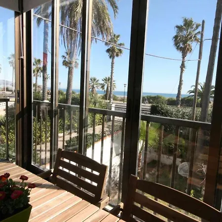 Minva Junto Al Mar * 格拉德卡斯特利翁